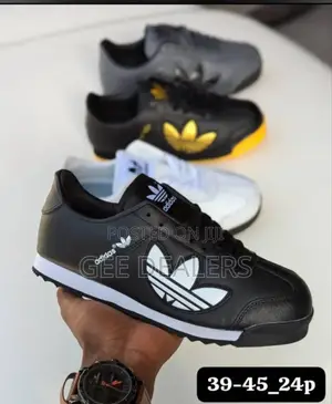 Adidas Sneakers,
