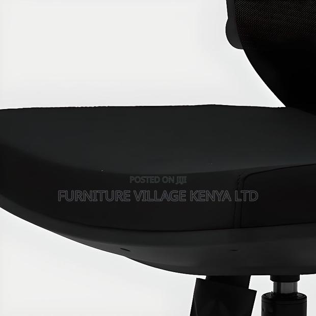 High-Back Executive Orthopedic Seat in Black - thumbnail 4