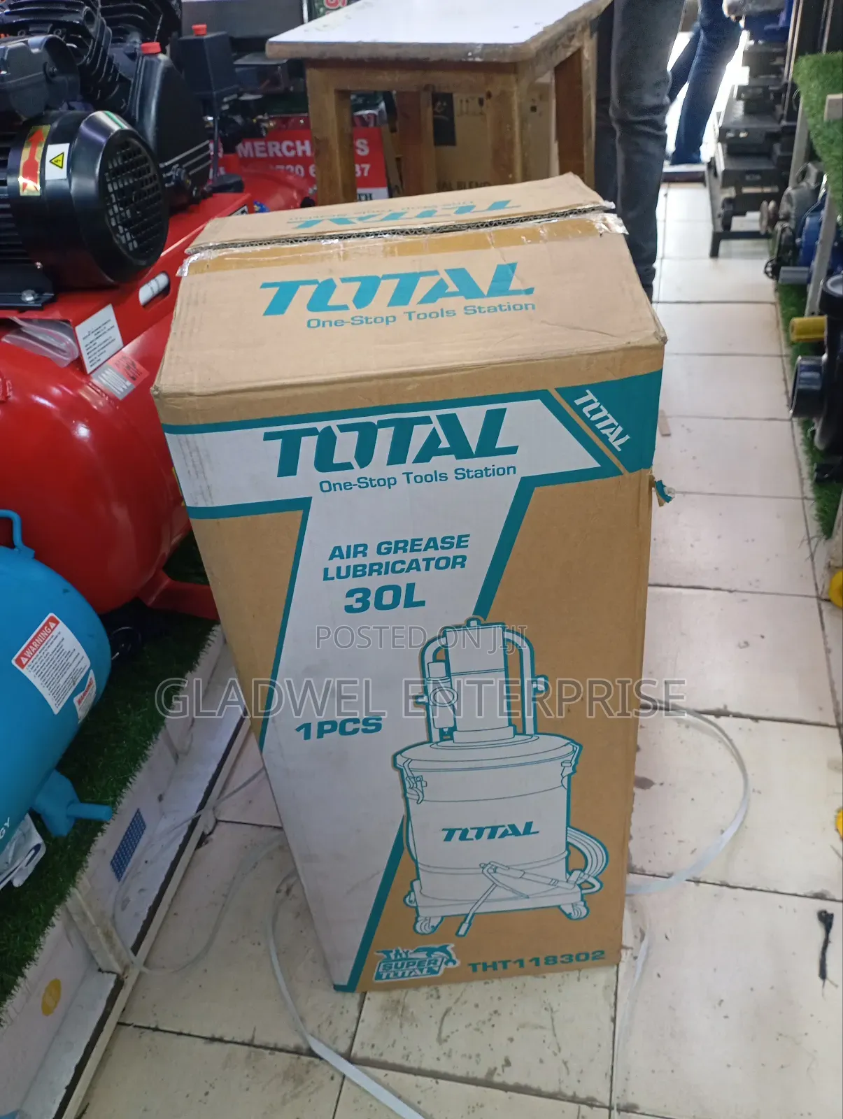 30lts Grease Lubricator That Use Air Compressor