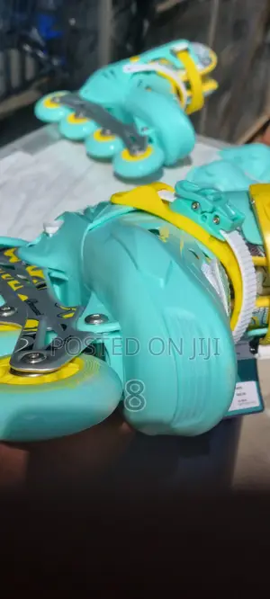 Kids’ Rubber Wheel Inline Skate Shoes – Full Safety Set