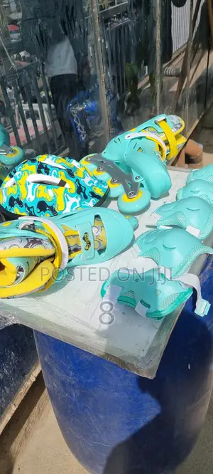 Kids’ Adjustable Inline Skates – Full Safety Gear Included