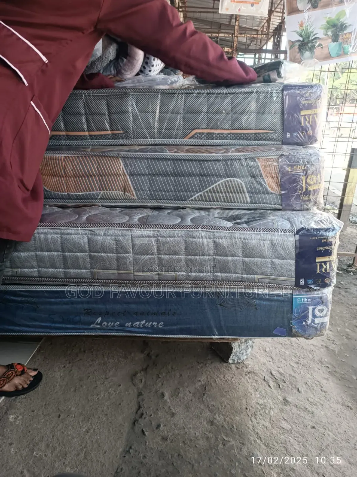 High Quality Fibre Matress 5 by 6 Qh5fd