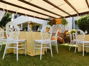 Adults Chiavari Chairs Table Arrangements