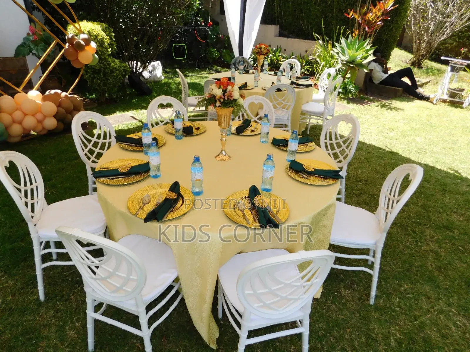 Adults Chiavari Chairs Table Arrangements