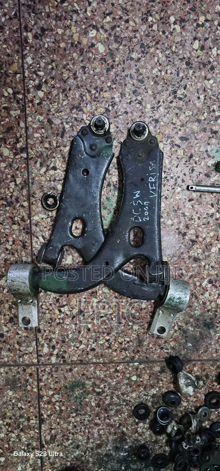 Demio 2005 Front Arms