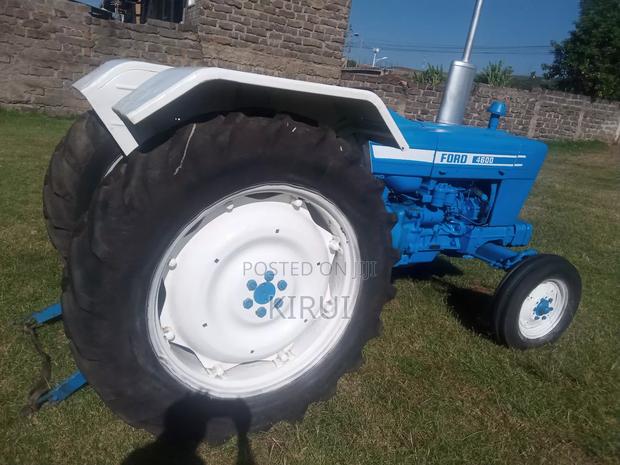 Ford 4600 Tractor - thumbnail 4