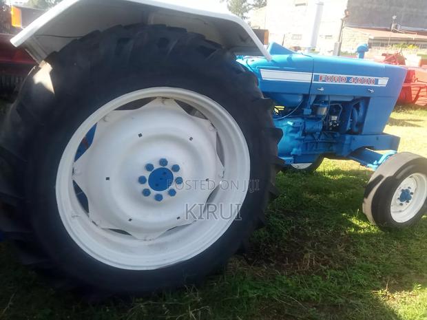 Ford 4000 Tractor - thumbnail 5