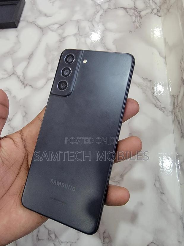 Samsung Galaxy S21 FE 128 GB Black - thumbnail 3