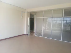 Showrooms, Warehouse and Offices Tolet