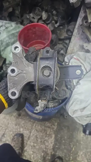 Suzuki Alto Ingine Mounting
