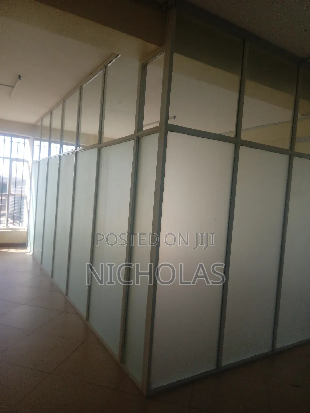 Office to Let and Warehouse