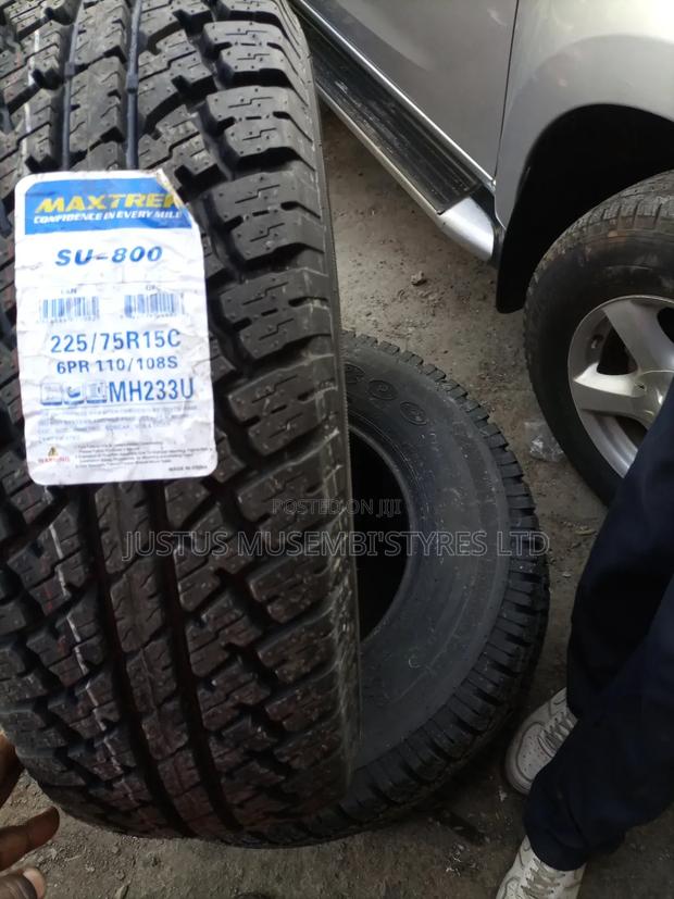 215/70r16 Maxtrek Tyres - main view