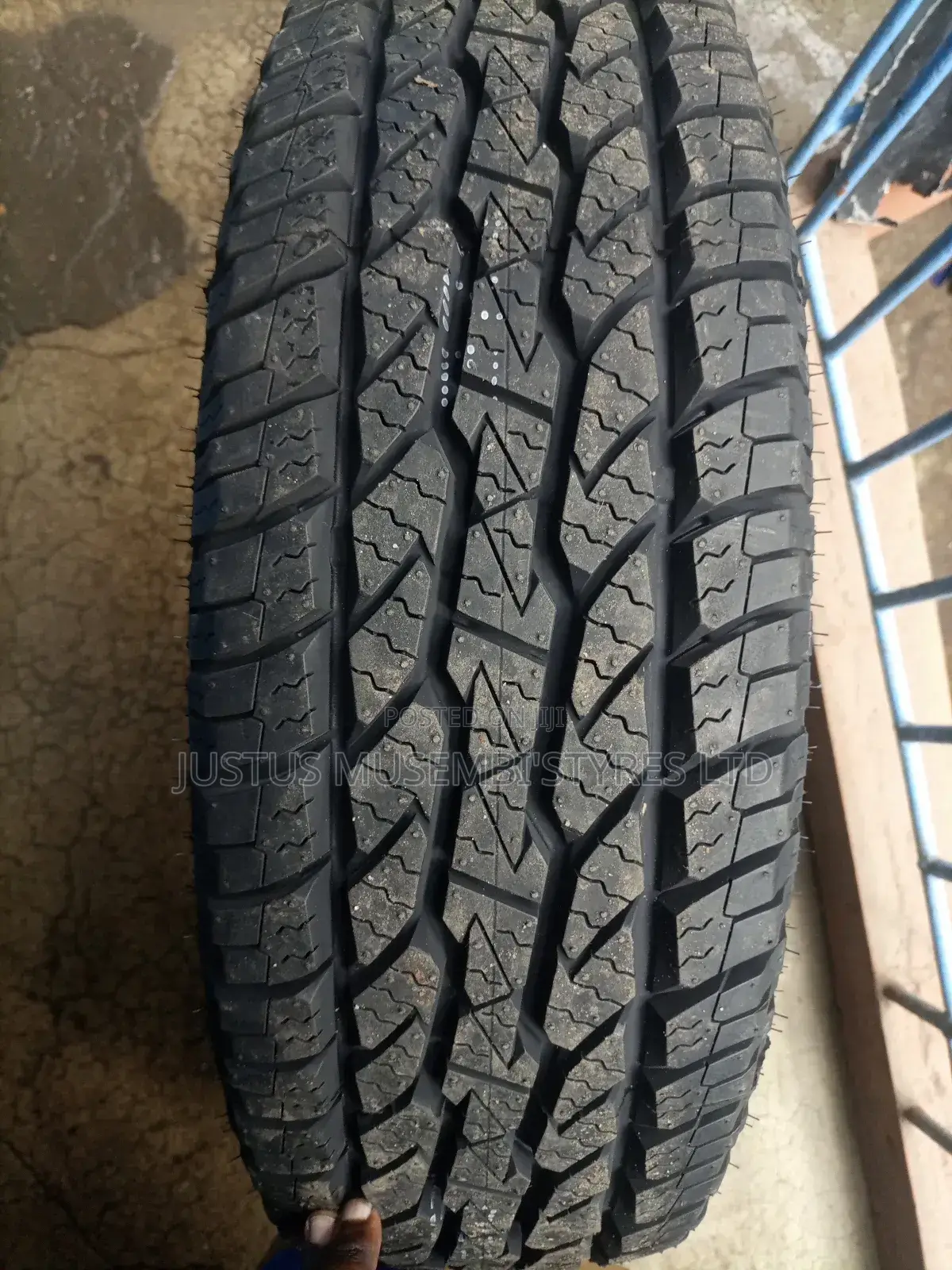 225/65r17 Maxxis Tyres