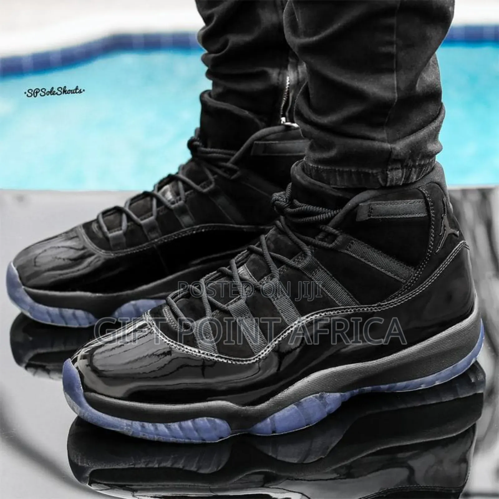 Jordan 11 Black and White Sneakers
