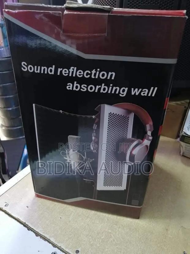Sound Reflection Booth