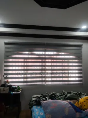Light Control Horizontal Sheer Office Roller Blinds Fitting