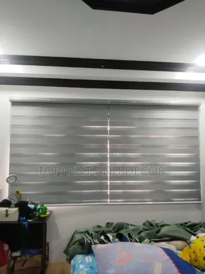 Privacy Office Roller Blinds Horizontal Installation