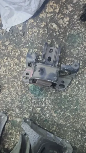 Mazda Demio 2012 Gearbox Mounting
