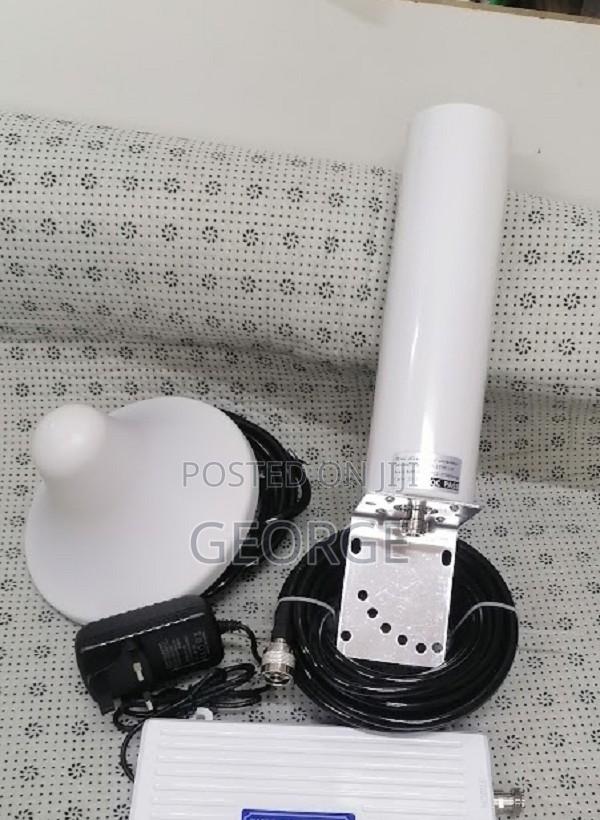 Compact 
Phone Network Signal Booster 2g-3g-4g