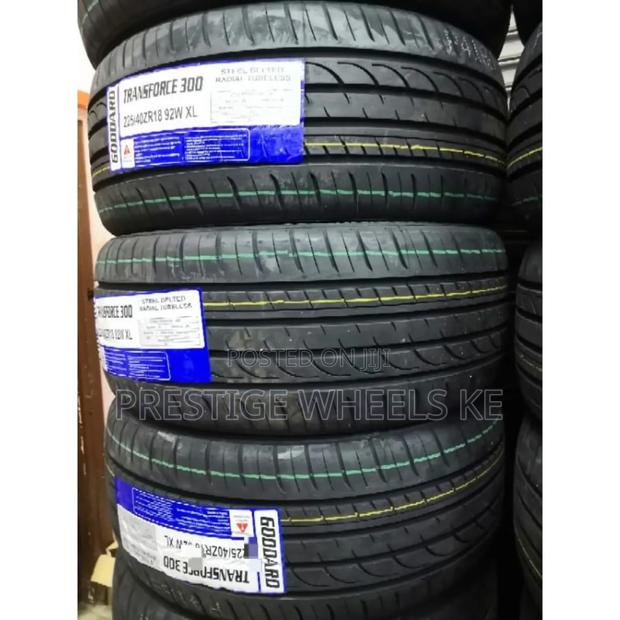 255/40r19 Goddard Tires