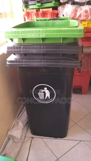 240 LTR Bin With Wheels. No Pedal.
