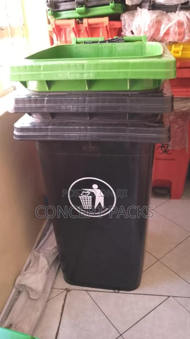 240 LTR Bin With Wheels. No Pedal. - main view
