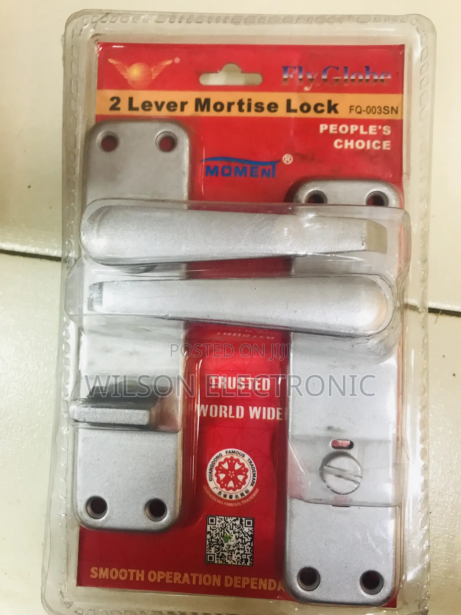 Moment 2 Lever Bathroom Door Lock
