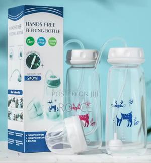 Hands Free Feeding Bottle - thumbnail 2
