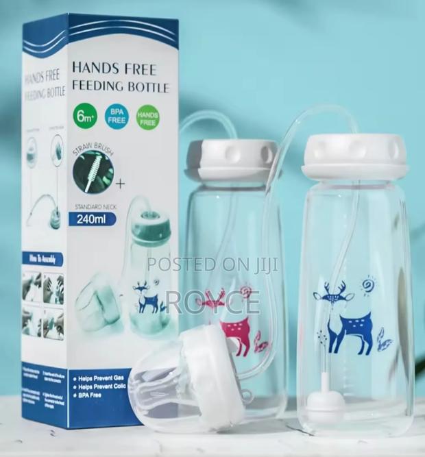Hands Free Feeding Bottle - main view