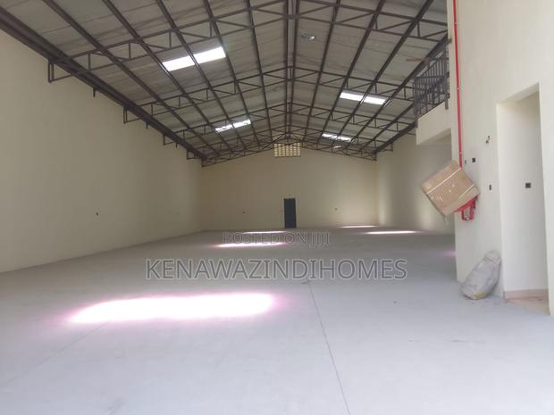 New Godowns for Sale Athiriver 5000-SQFT Plus Vat - thumbnail 3