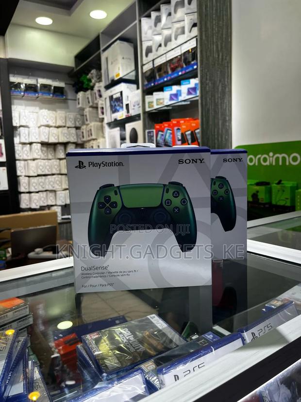Ps5 Dualsense Wireless Controller (Chroma Teal)
