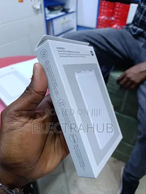 Xiaomi 10000mah 22.5w Lite New Sealed in a Shop
