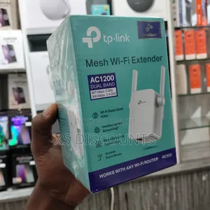 Tp Link Wifi Range Extender RE305 AC1200 ! Wi-Fi Extender