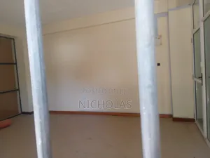 Showrooms, Warehouse and Offices Tolet