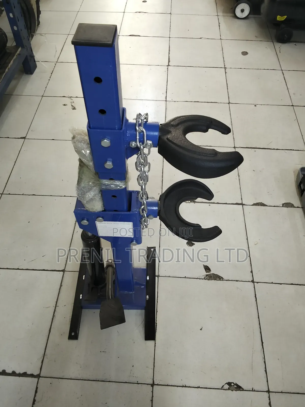 Suspension Claw