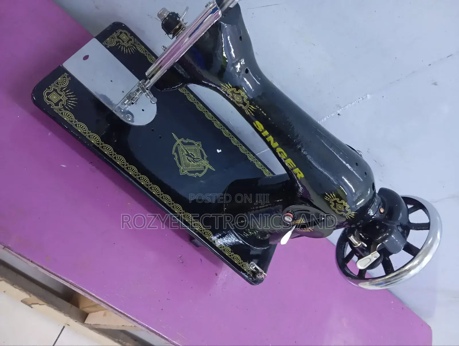 Singer Sewing Machine Head Only