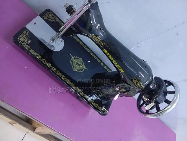 Singer Sewing Machine Head Only