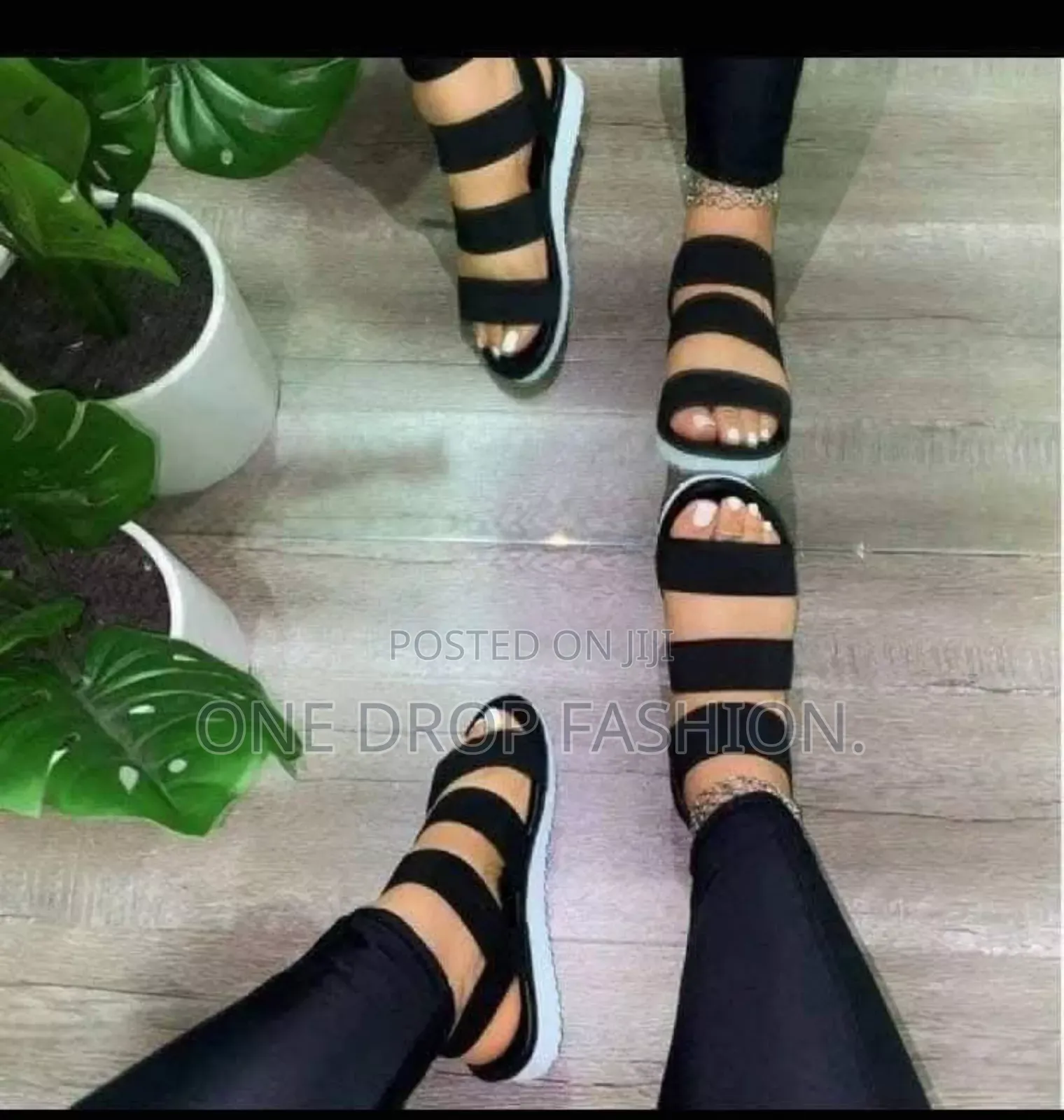 Elastic Sandals