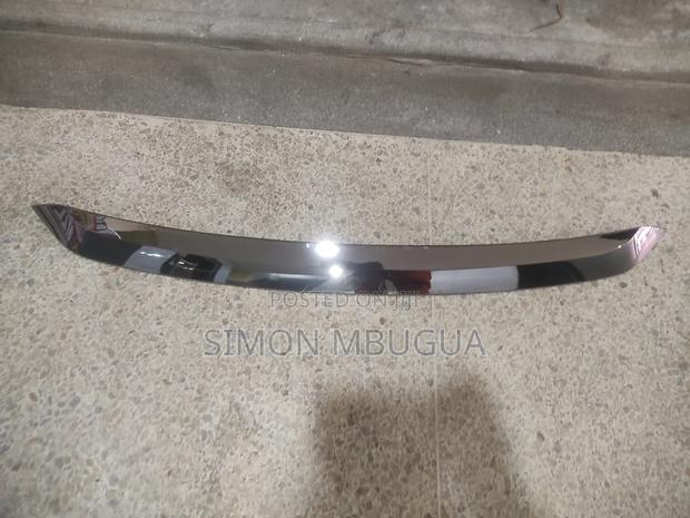Bonnet Chrome for Harrier 2014