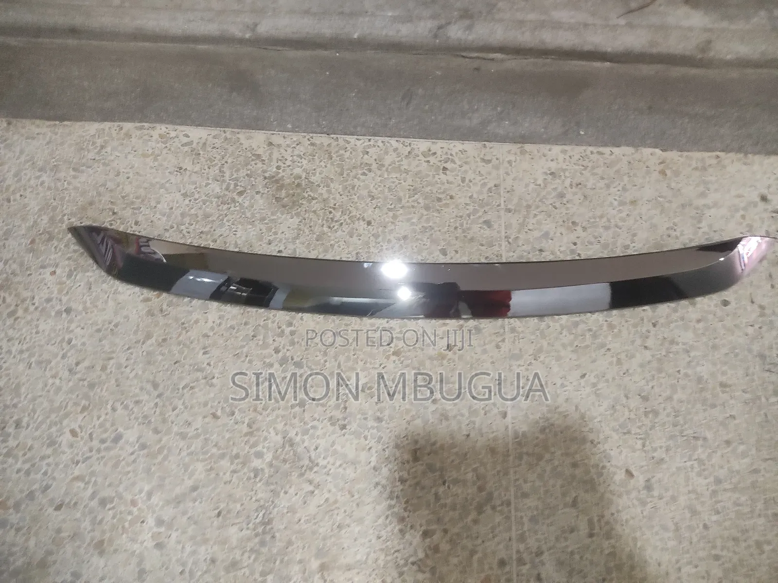Bonnet Chrome for Harrier 2014