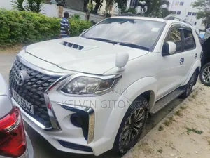Toyota Fortuner 2015 White