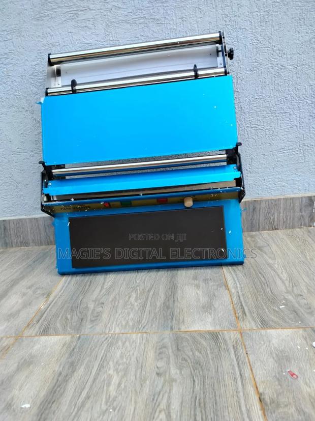 Vacuum Sealer - thumbnail 3