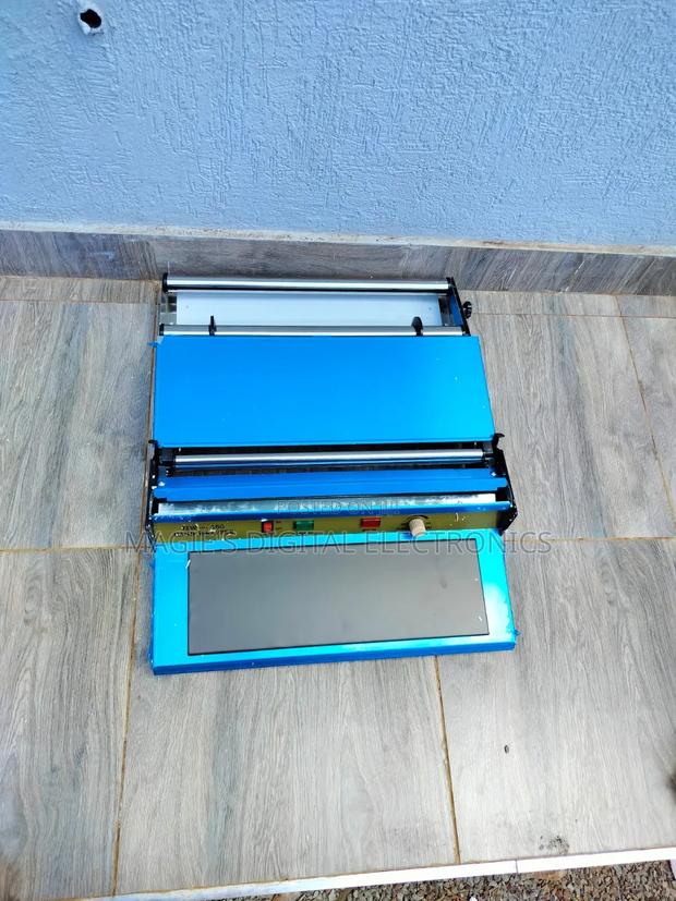 Vacuum Sealer - thumbnail 4