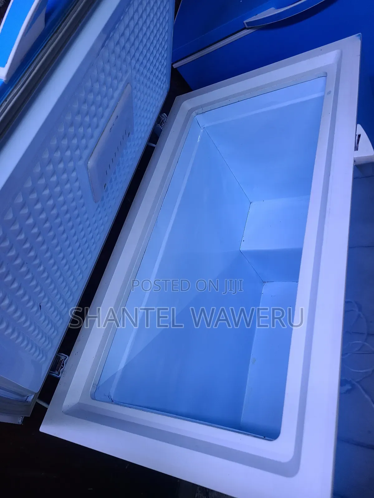 Exuk Freezer