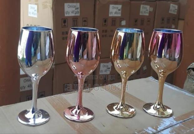 Wine Goblets and Glasses - main view