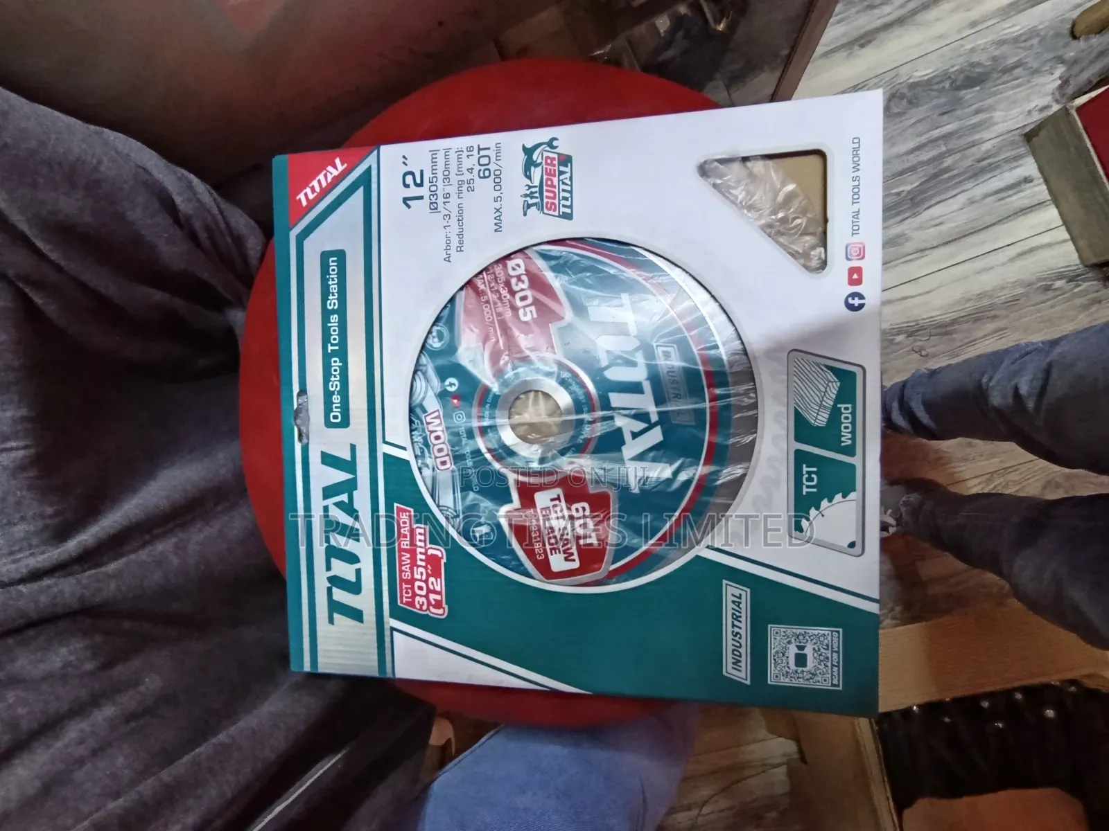 12 Inch Wood Saw With Carbide