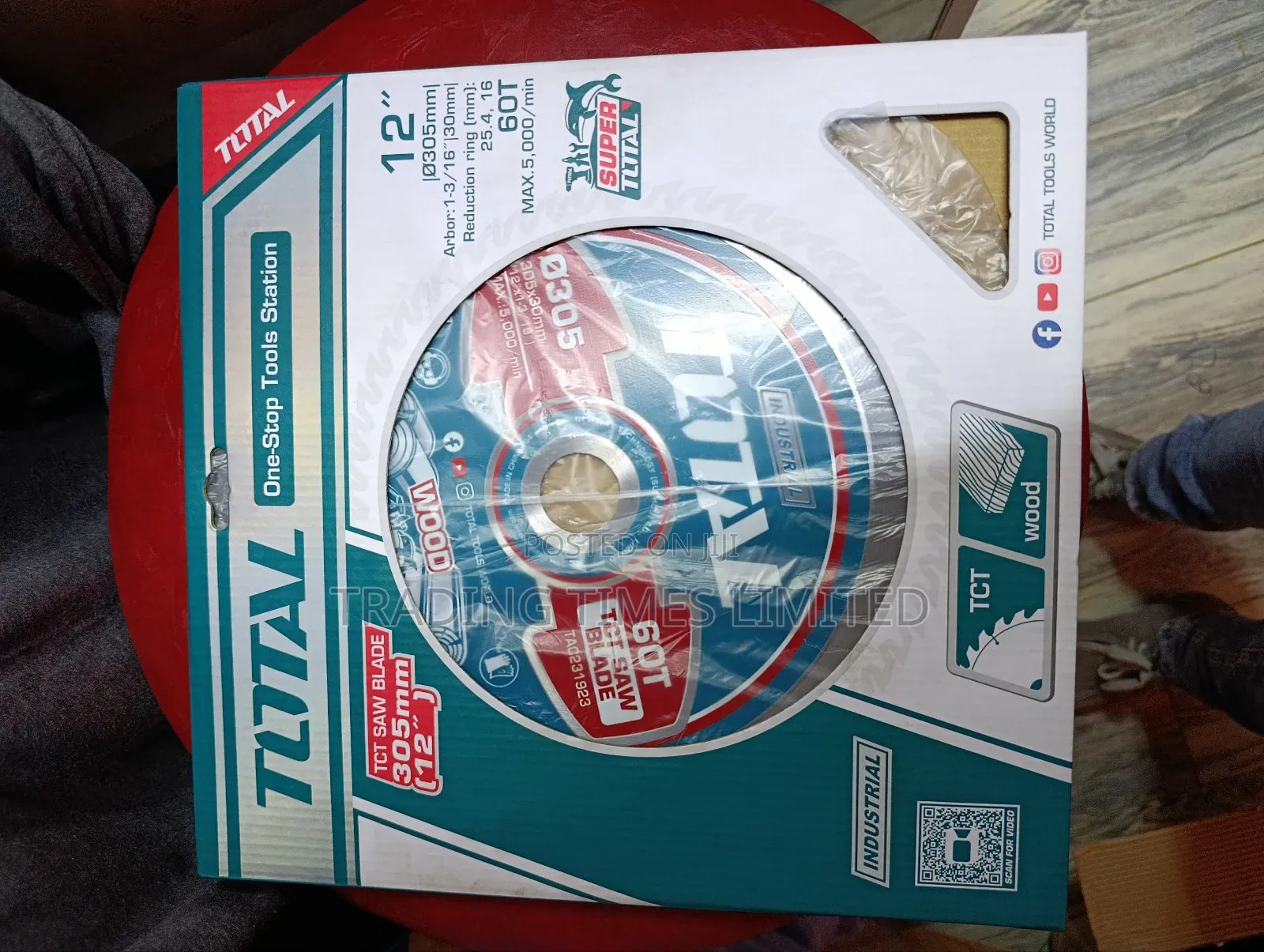 12 Inch Wood Saw With Carbide
