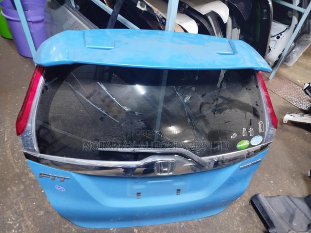 Fit Gp5 Tailgate/Boot