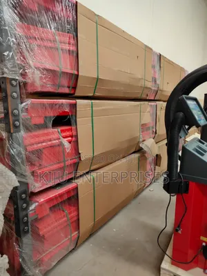 Two Post Lift Garage Equipment