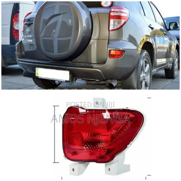 Rav4 Ac31 Rear Bumper Reflector - thumbnail 2